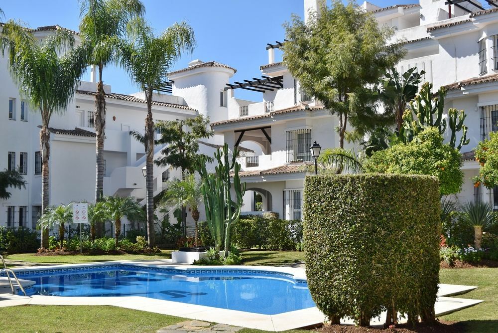 Apartamentos Y Casas Serinamar Marbella El Ángel エクステリア 写真