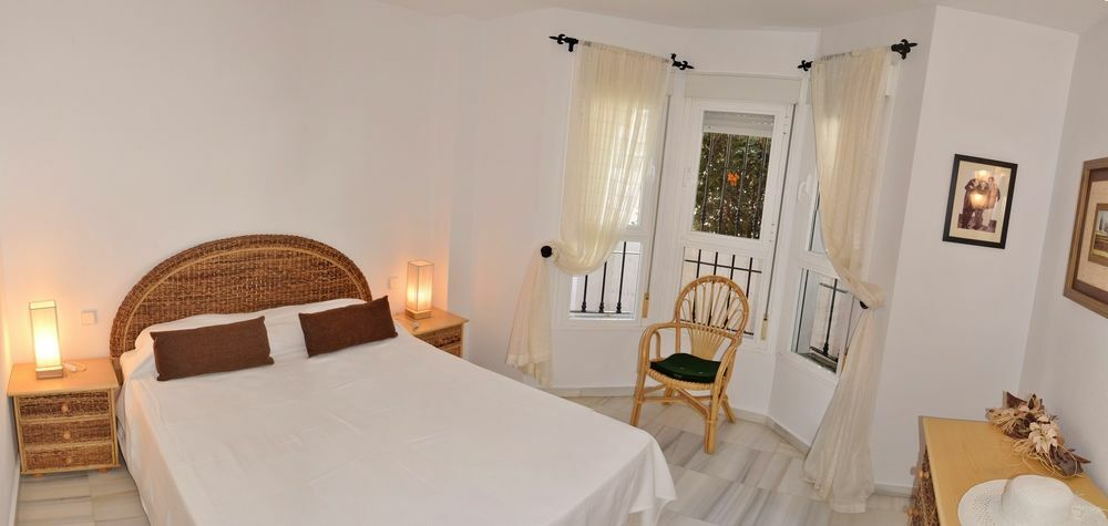 Apartamentos Y Casas Serinamar Marbella El Ángel エクステリア 写真