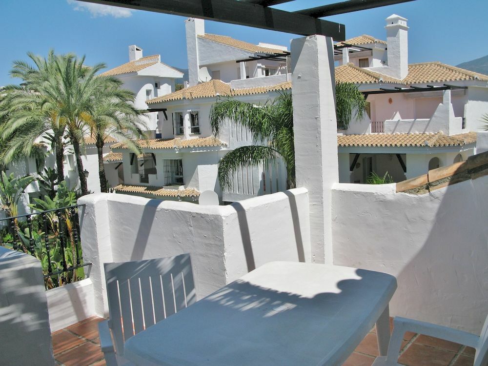 Apartamentos Y Casas Serinamar Marbella El Ángel エクステリア 写真