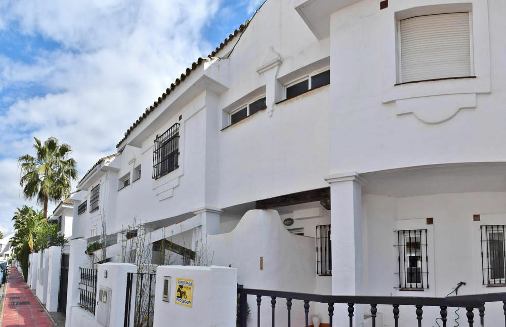 Apartamentos Y Casas Serinamar Marbella El Ángel エクステリア 写真